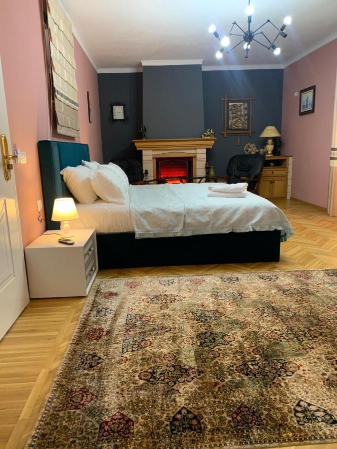 Belux Hotel Tirana Eksteriør billede