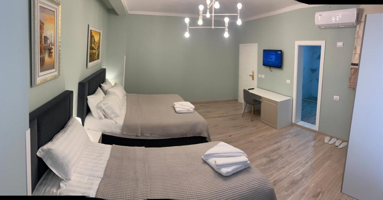 Belux Hotel Tirana Eksteriør billede