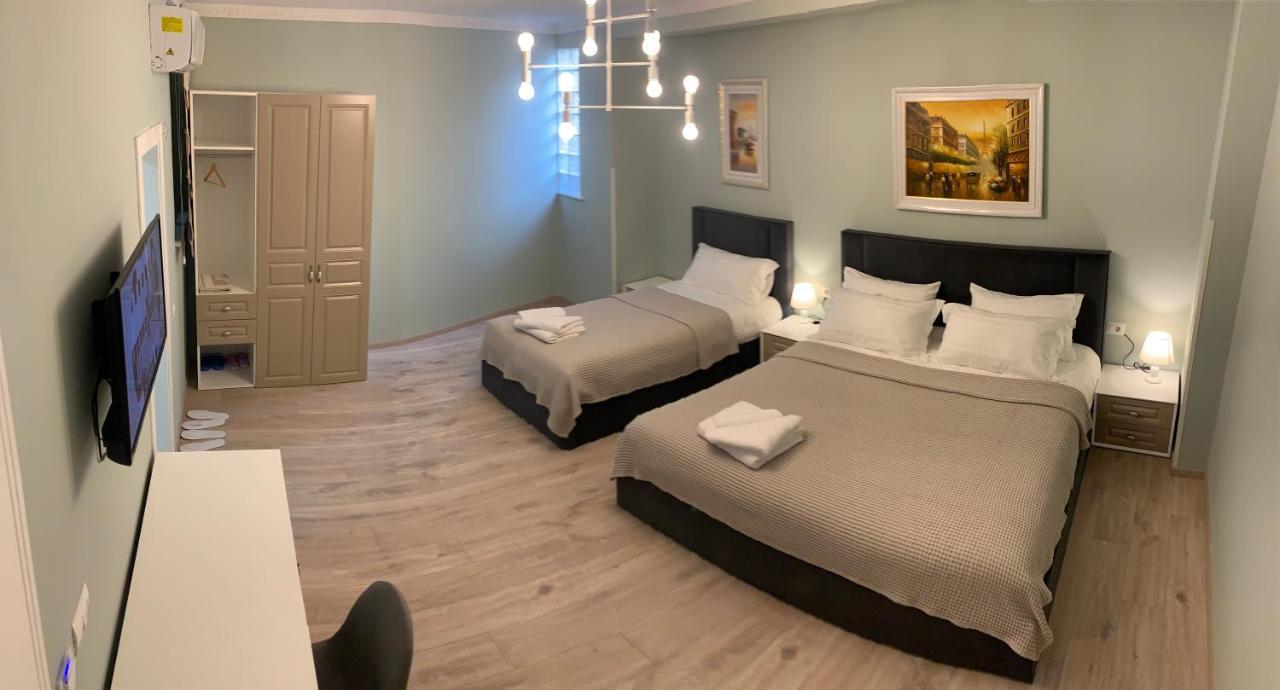 Belux Hotel Tirana Eksteriør billede