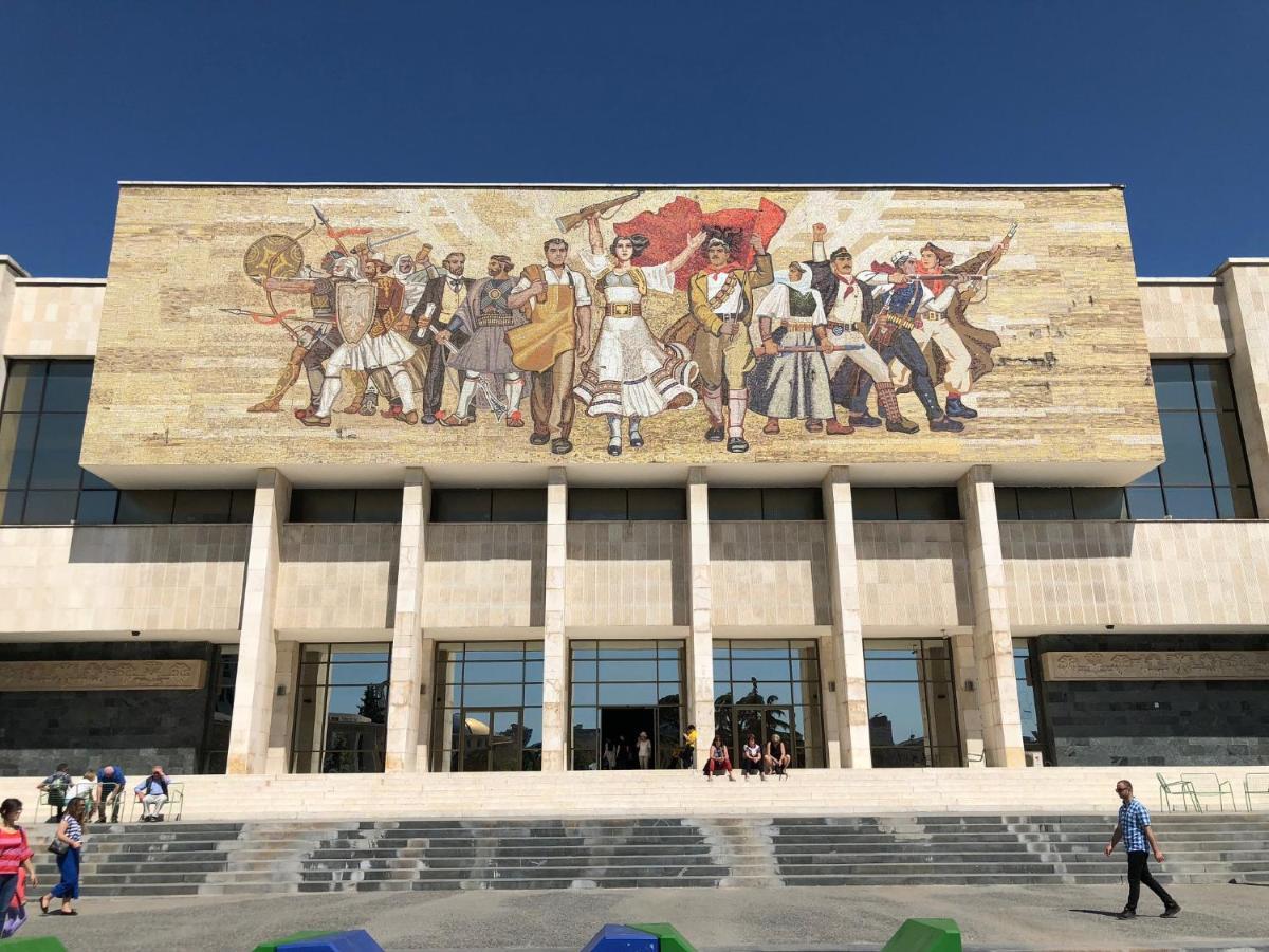 Belux Hotel Tirana Eksteriør billede