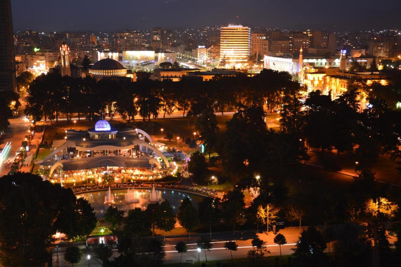 Belux Hotel Tirana Eksteriør billede